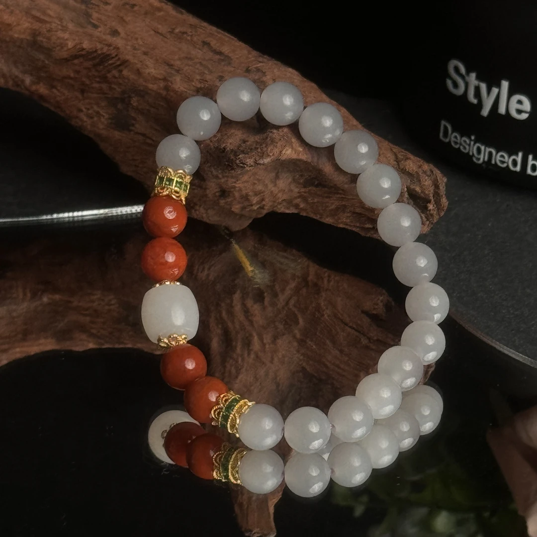 天然和田玉烟紫卡8mm配南红手串拍一发一z（多样性发货）