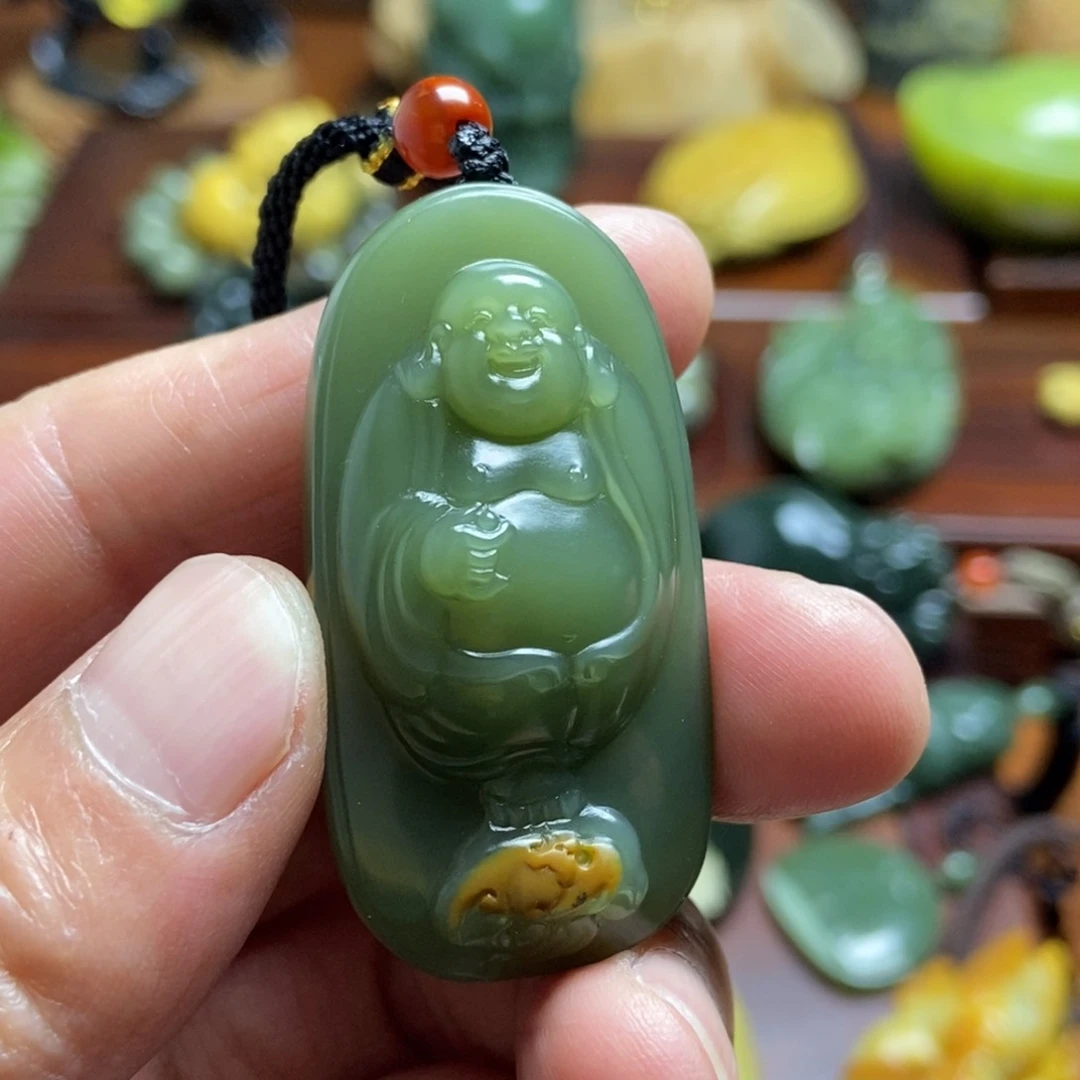 岫岩河磨玉（透闪石质玉）挂件未镶嵌三**汇