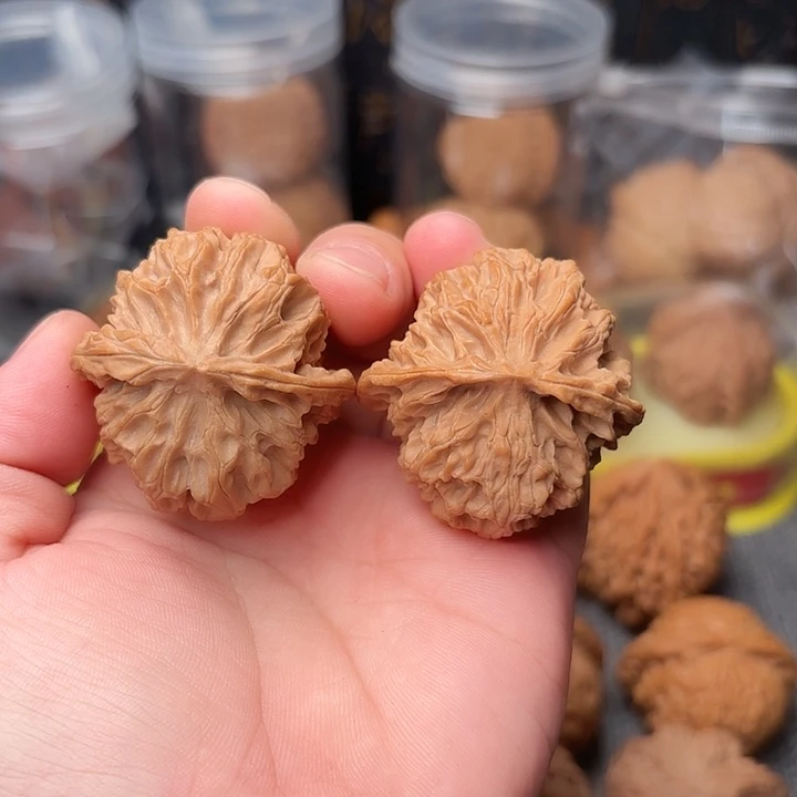 吊坠文玩核桃苹果园