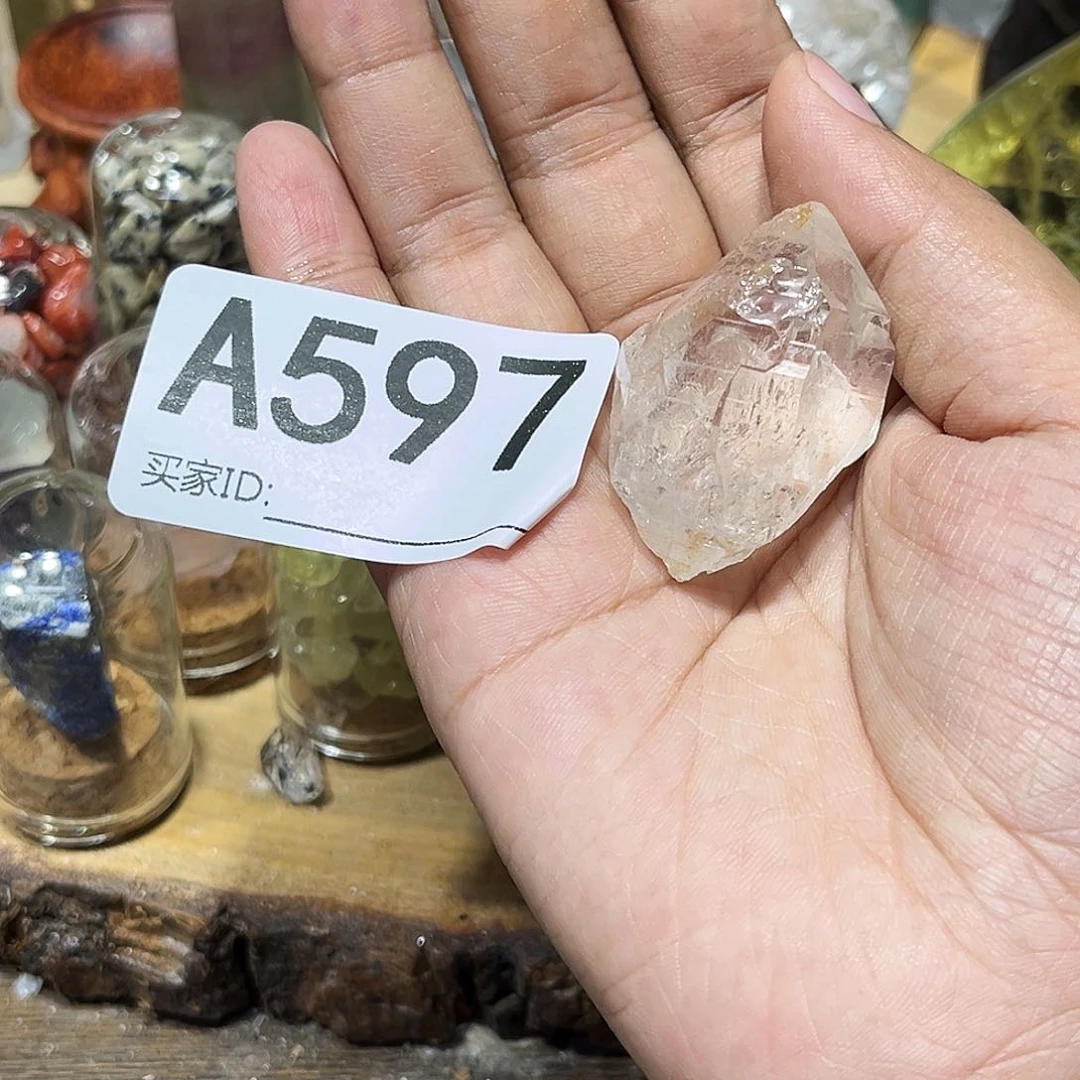 未镶嵌珠宝半成品水晶公***双多样性发其一微瑕