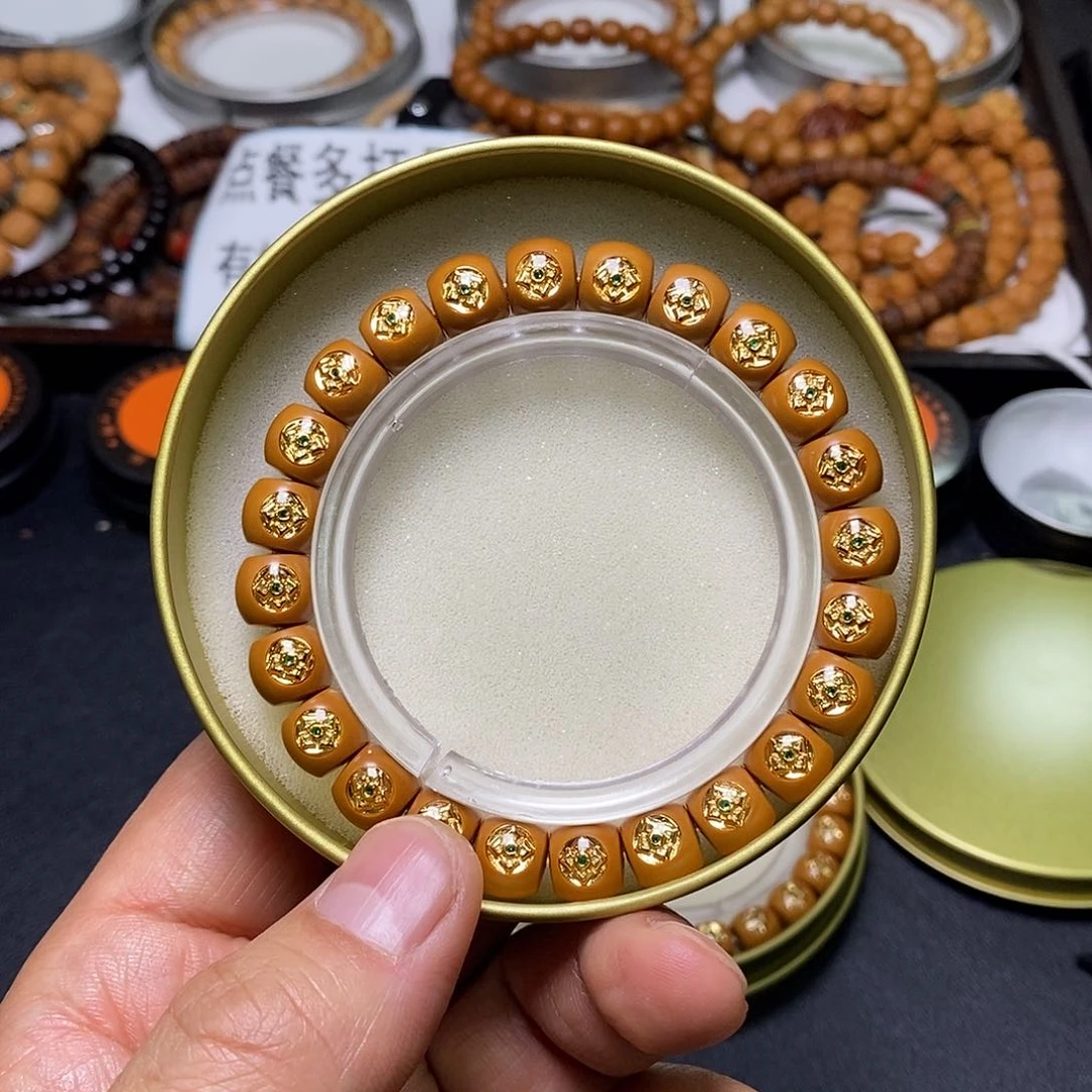 猴头核桃手串全品10左右直切满标33号