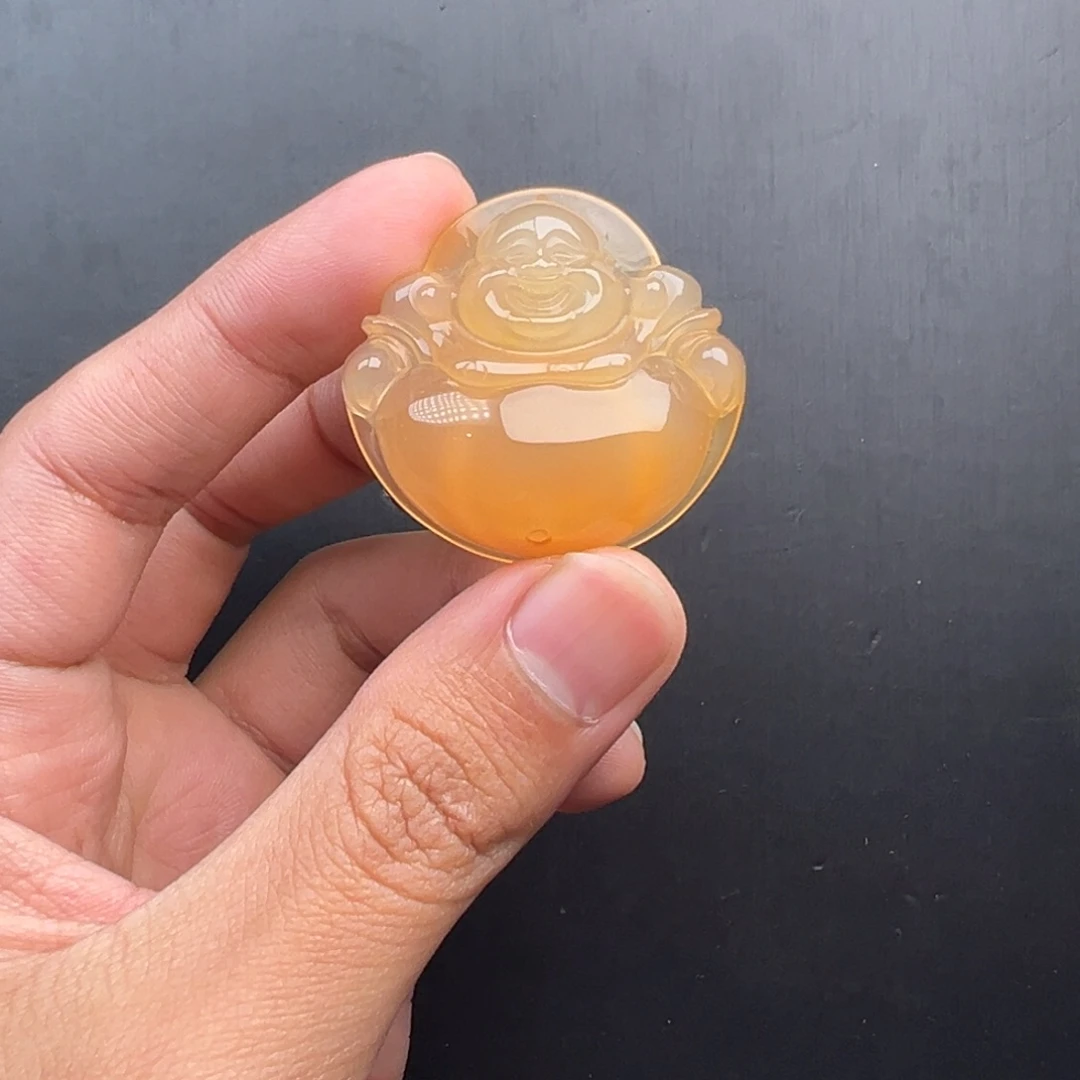 石英质玉（黄龙玉）未镶嵌颈饰