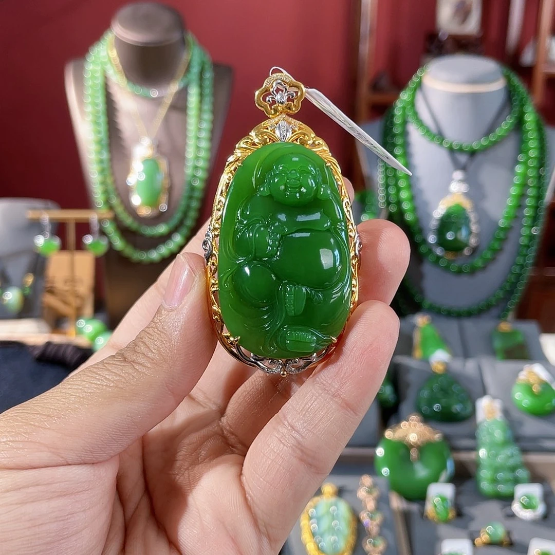 和田玉（碧玉）18K金镶嵌颈饰