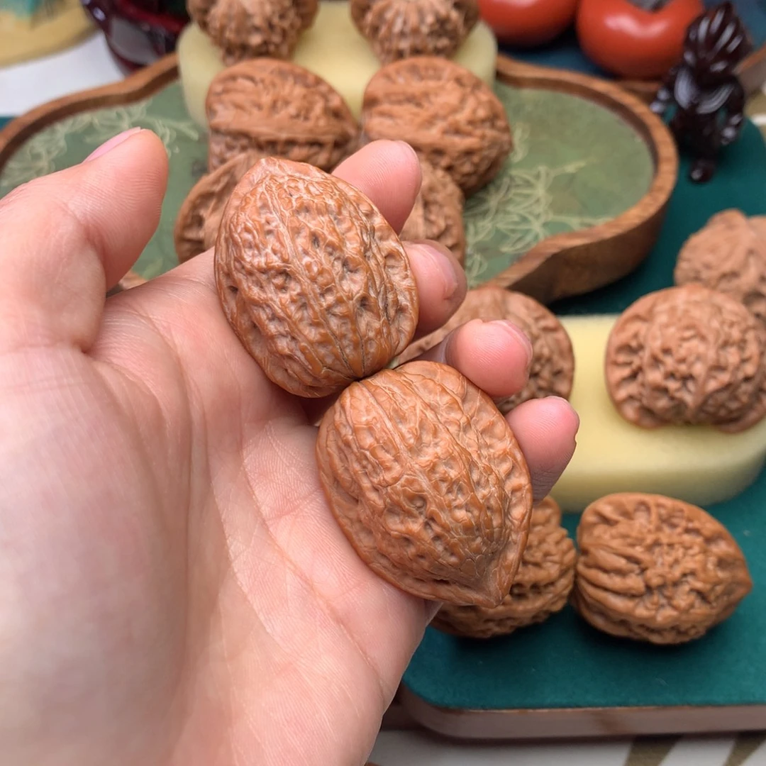 把件文玩核桃柳叶鸡心31