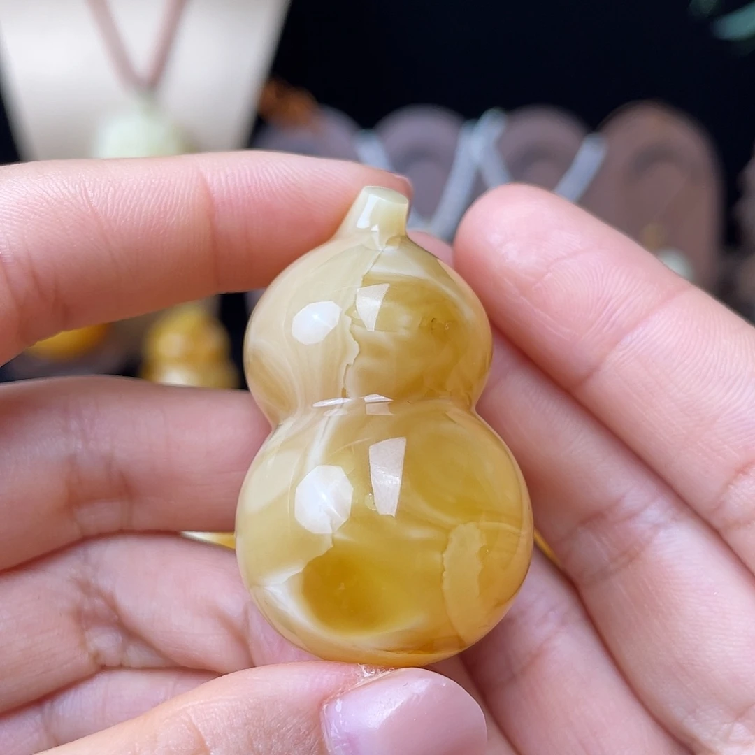 琥珀未镶嵌珠宝奇石微瑕