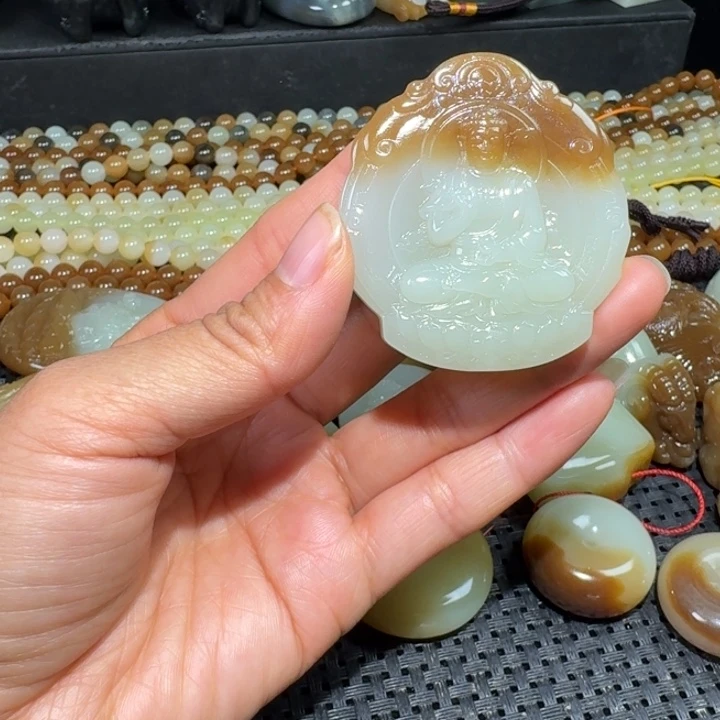 和田玉（糖玉）未镶嵌手链