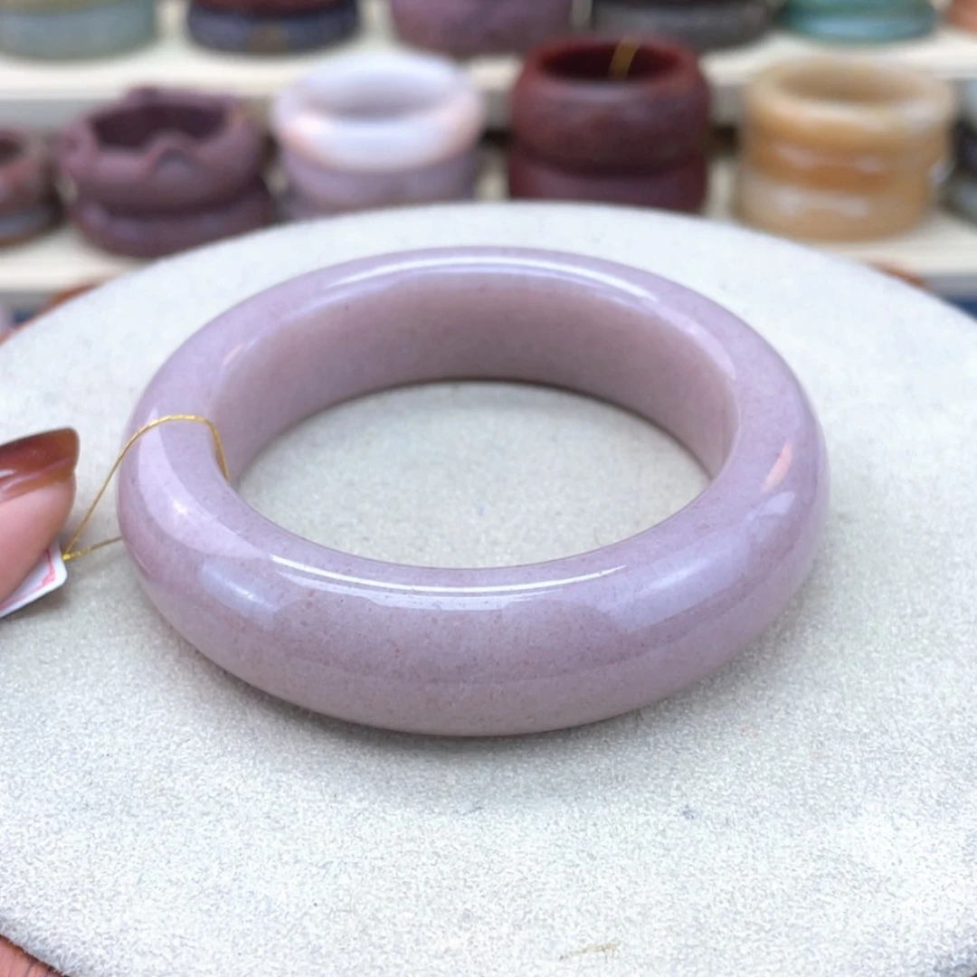 【闪购商品】石英质玉手镯未镶嵌