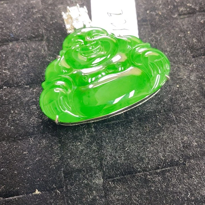 翡翠未镶嵌颈饰27，