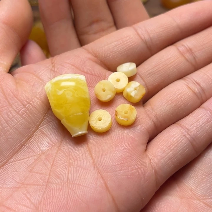 定制琥珀未镶嵌暖****浩三通