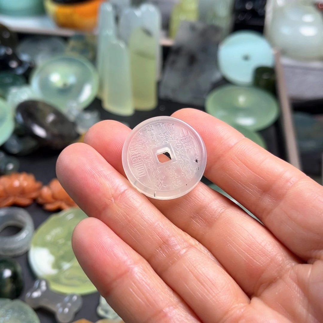 蛇纹石玉未镶嵌挂件