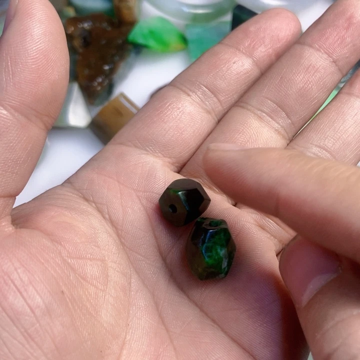 德***时翡翠散珠天然翡翠A货挂件