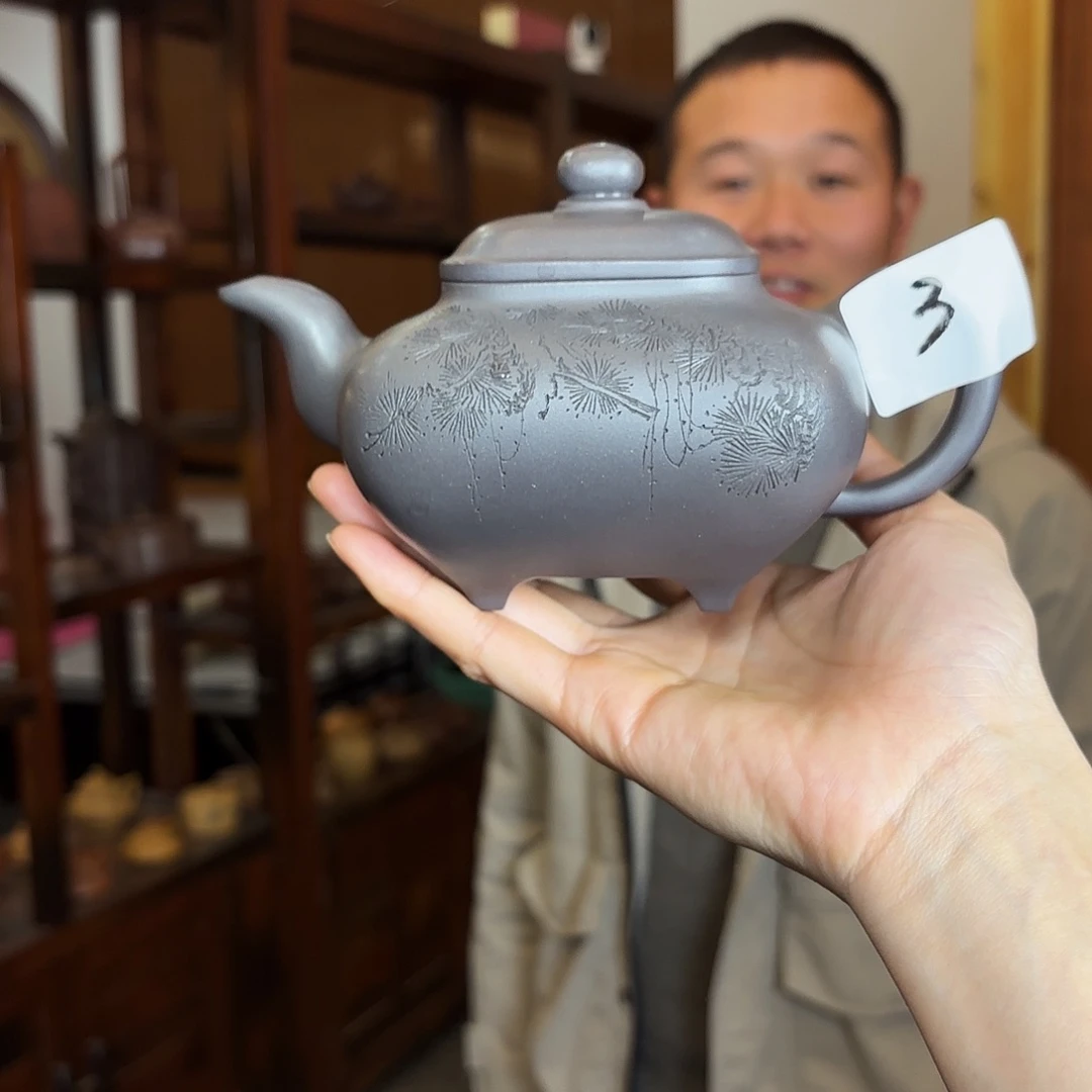 茶壶紫砂一墨熊鸿军刻绘紫砂壶