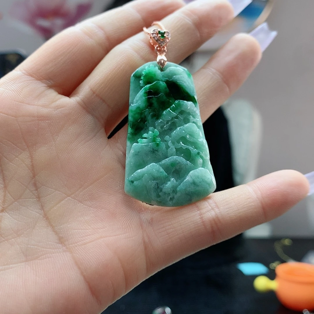 【闪购商品】翡翠吊坠(赠链)未镶嵌