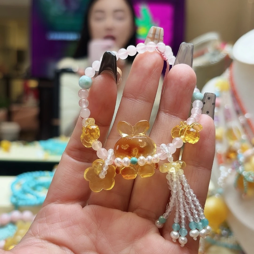 琥珀颈饰未镶嵌琥珀