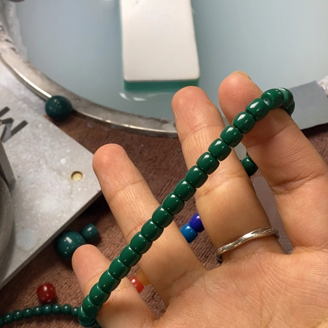 颈饰琉璃Y***e6直切嫩绿色