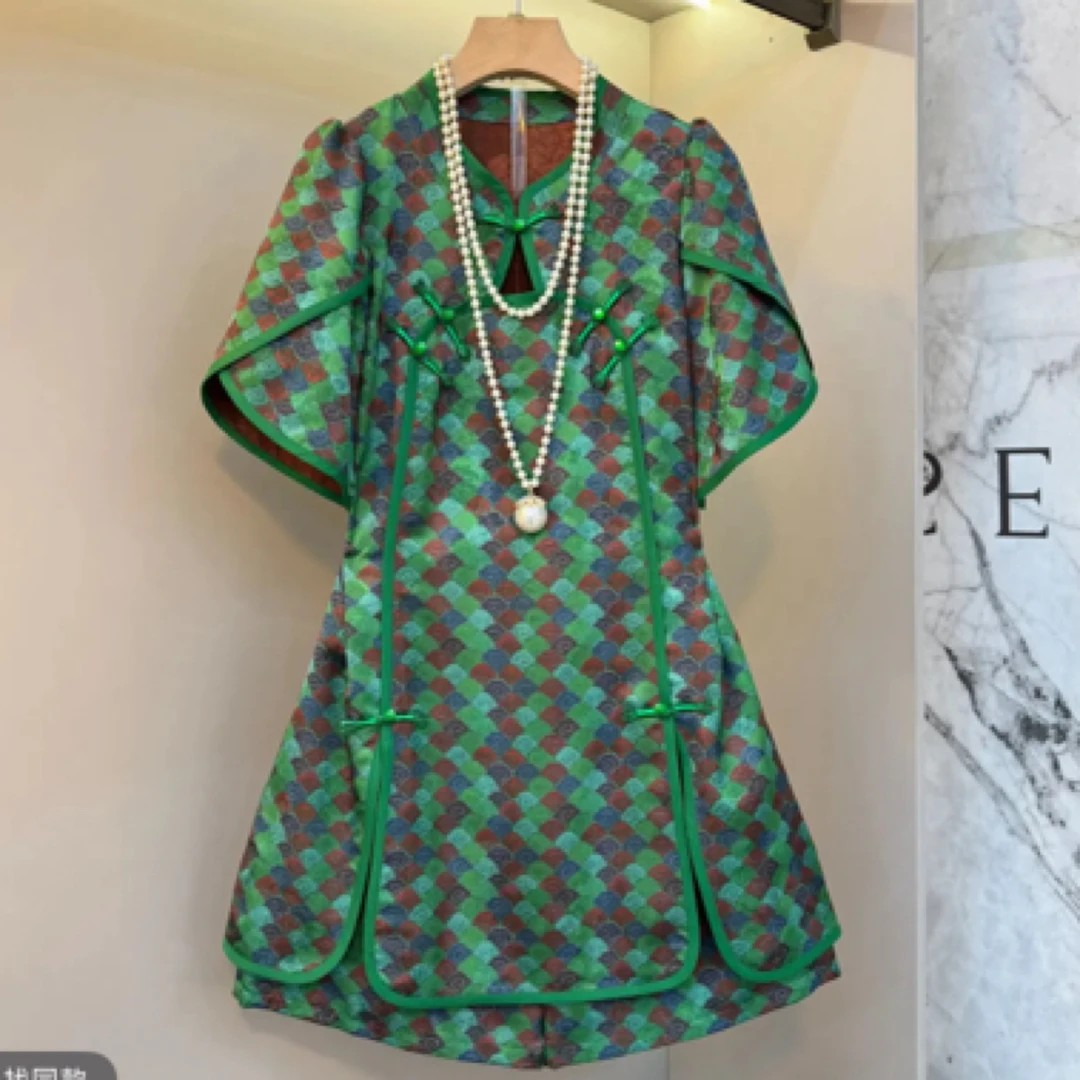 芃芃1785夏季新款大码女新中式国风立领盘扣碎花上衣+短裤俩件套