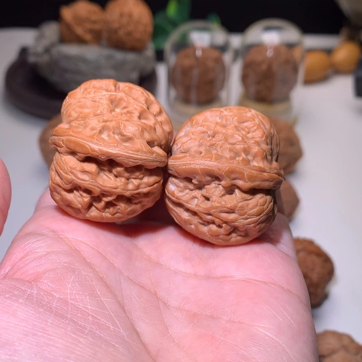 文玩核桃把件平谷元宝