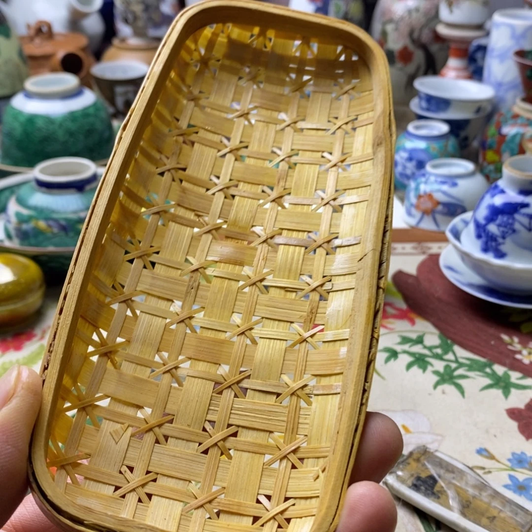 瓷片飞过你心里不想说吗