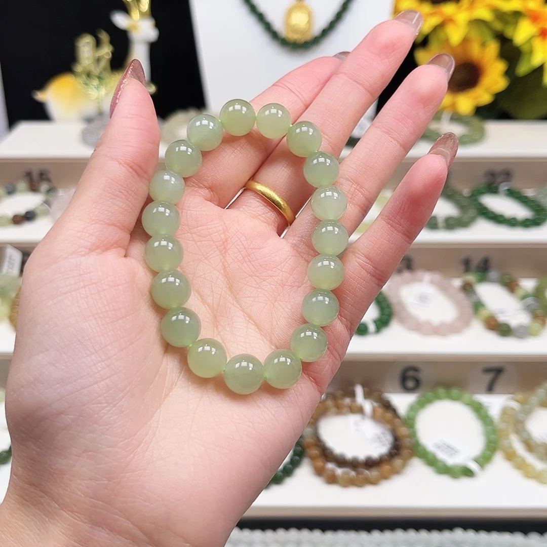 晴***宝和田玉未镶嵌手链