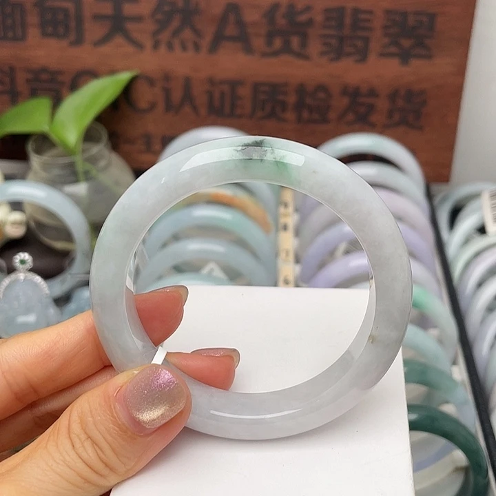 翡翠未镶嵌手镯54正圈