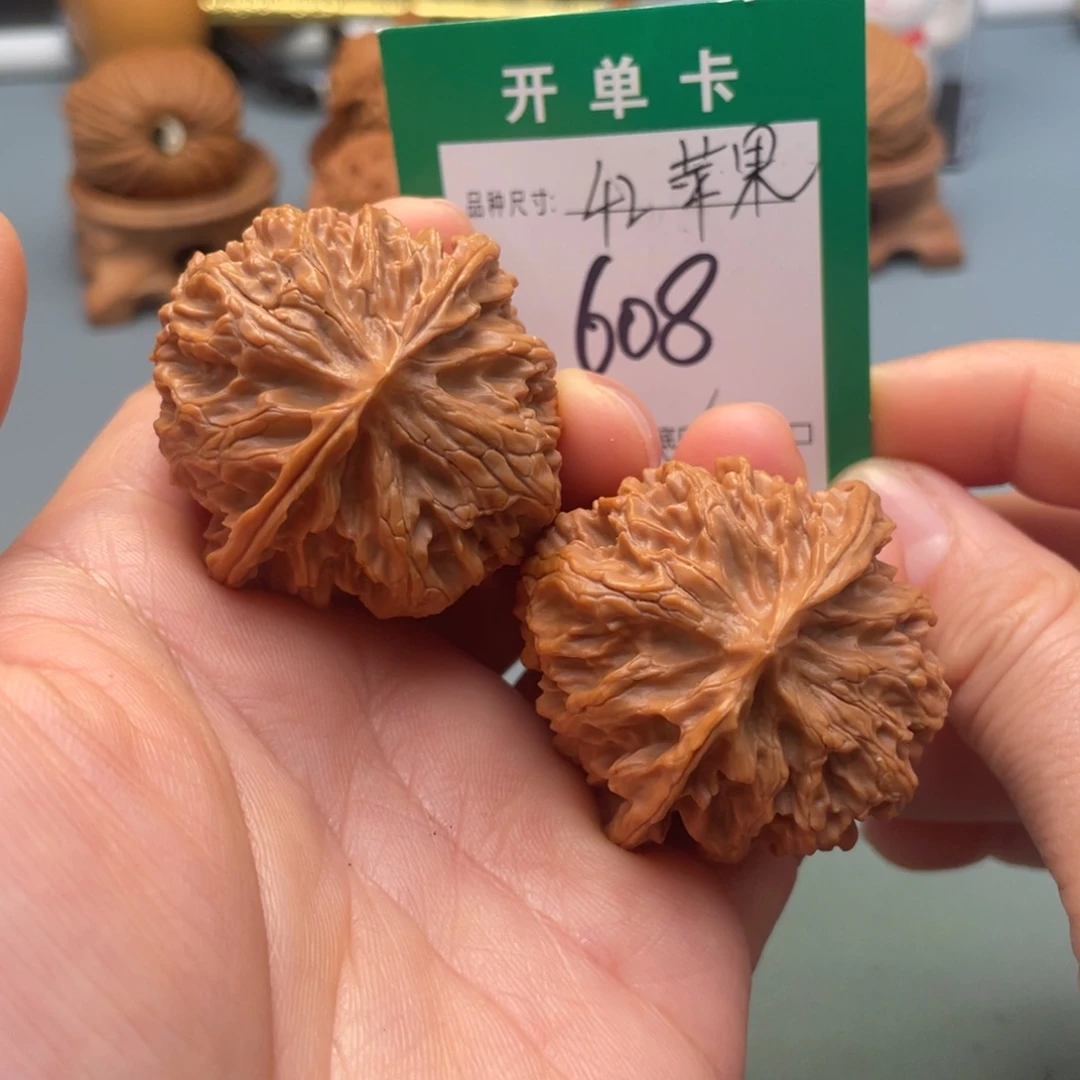 桃核把件文玩核桃