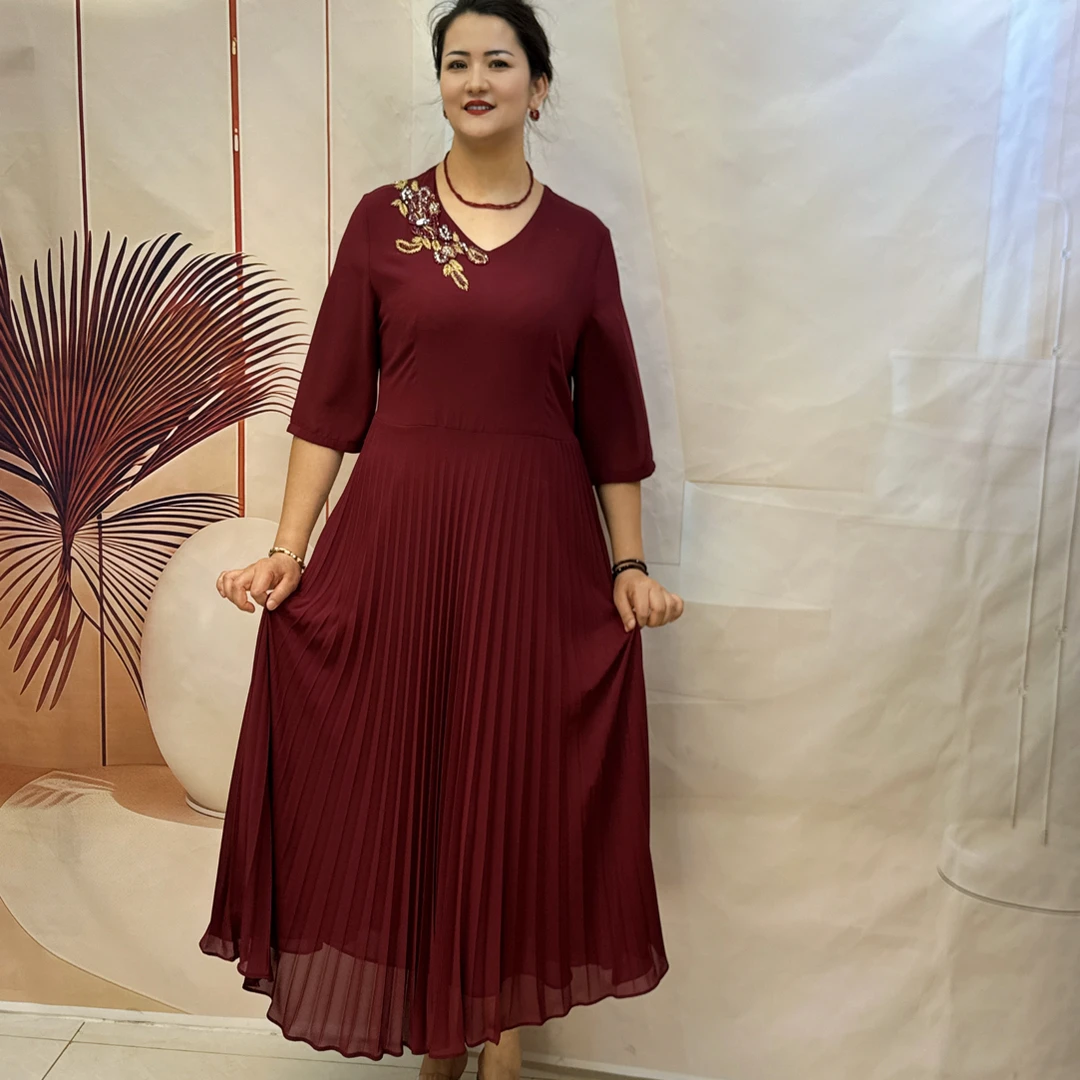 夏季气质百搭收腰中长款蕾丝连衣裙