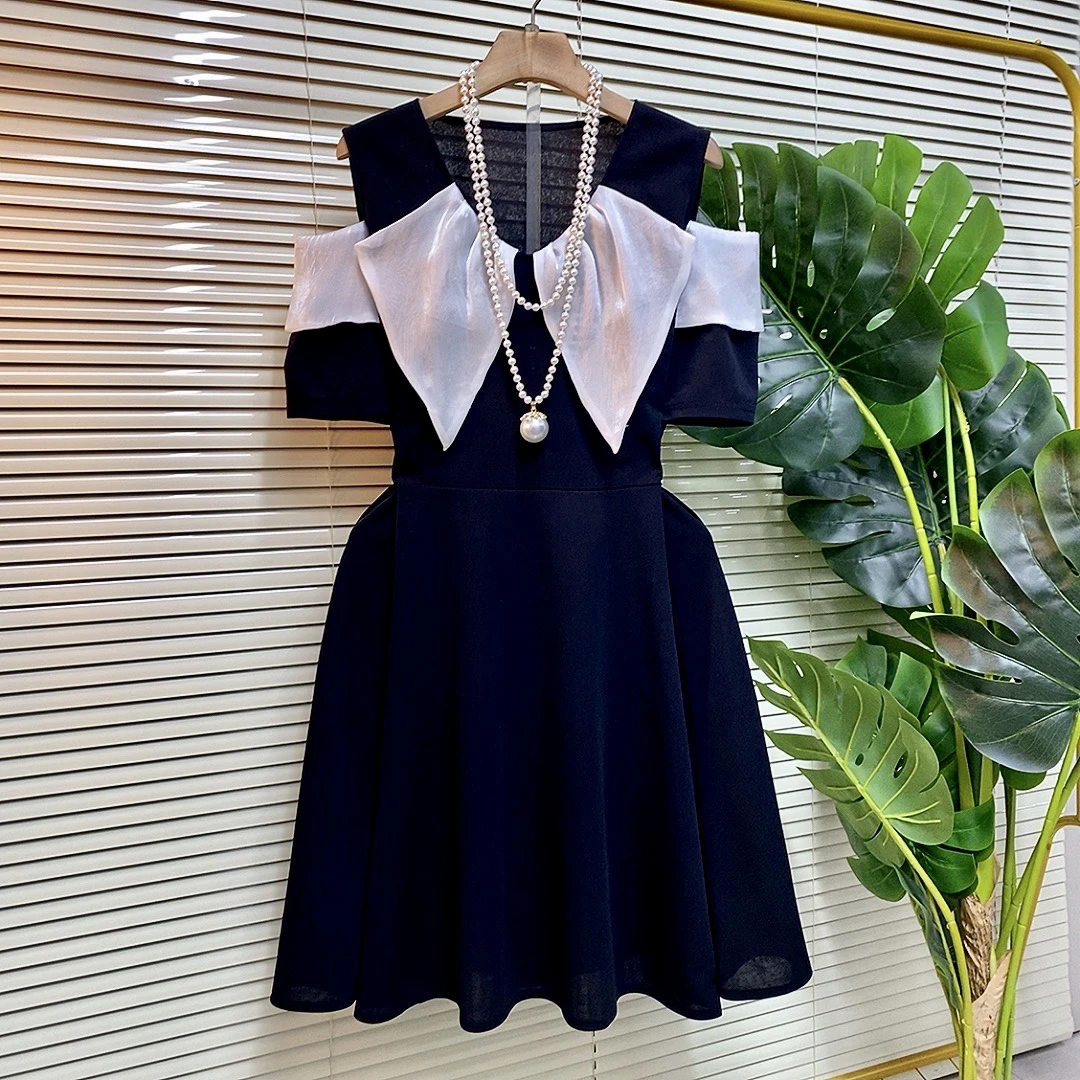 大码女装夏季新款蝴蝶结设计感露肩中长款显瘦连衣裙