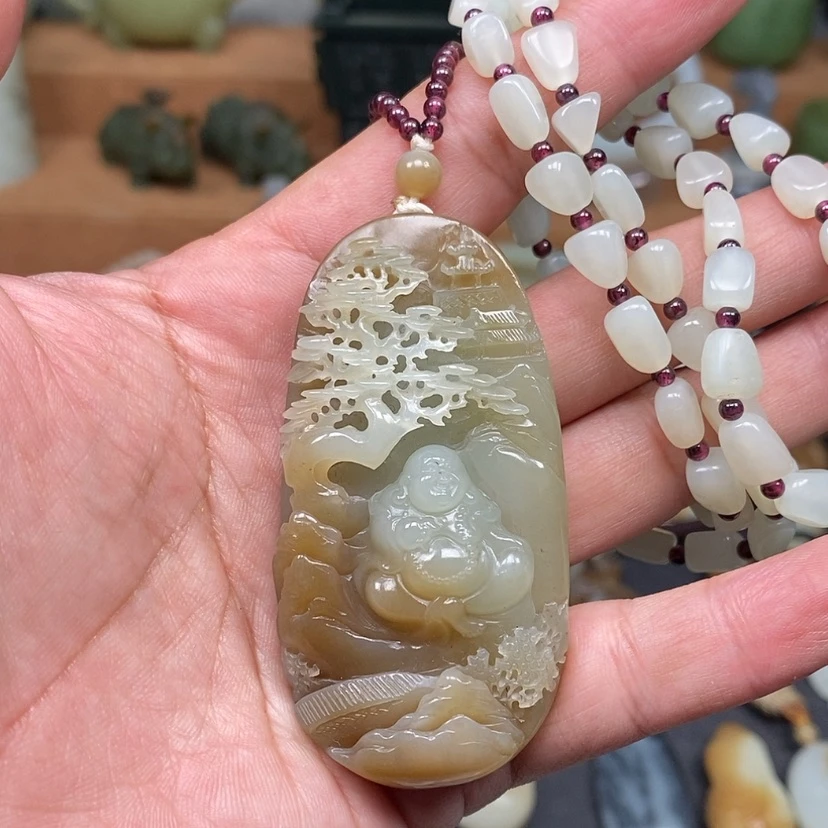【闪购商品】颈饰未镶嵌和田玉（糖玉）