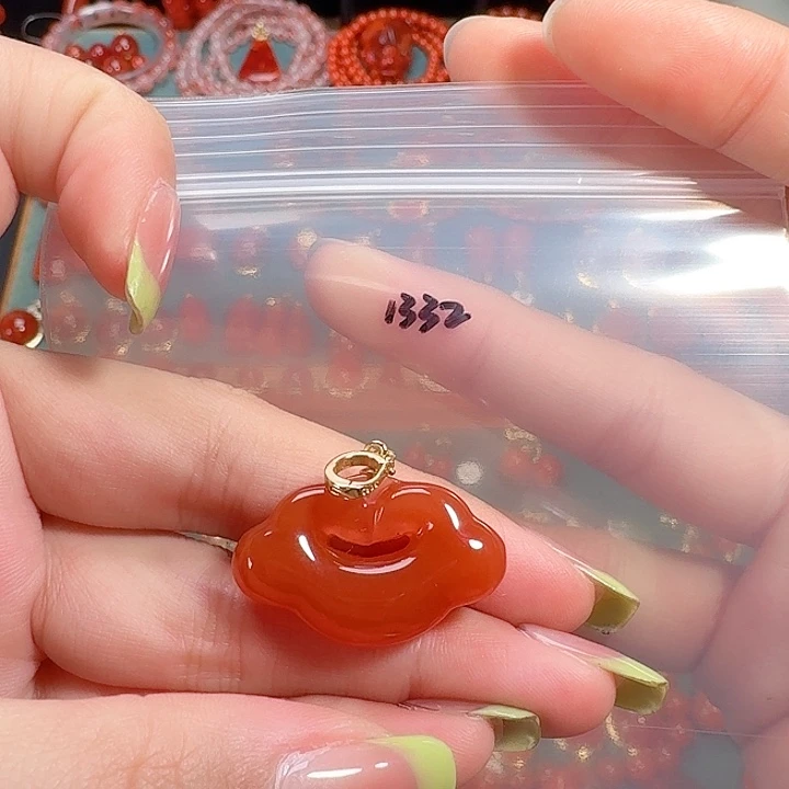 南红玛瑙银S925镶嵌吊坠