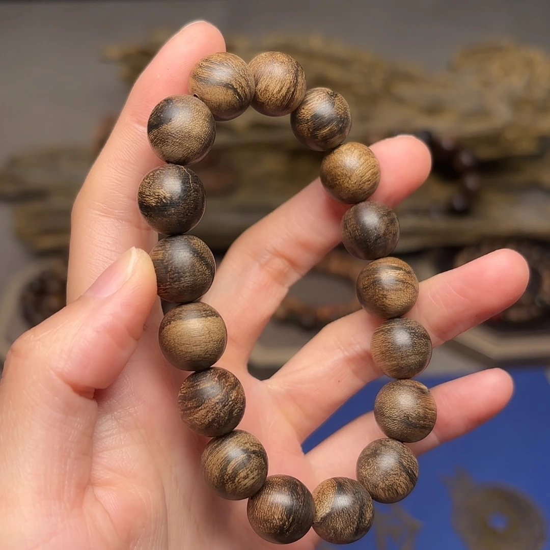 沉香手串越南芽庄白棋楠帝王瘤疤1.2