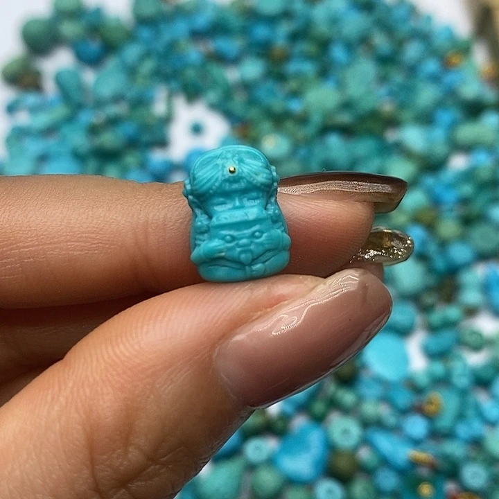 绿松石未镶嵌珠宝奇石