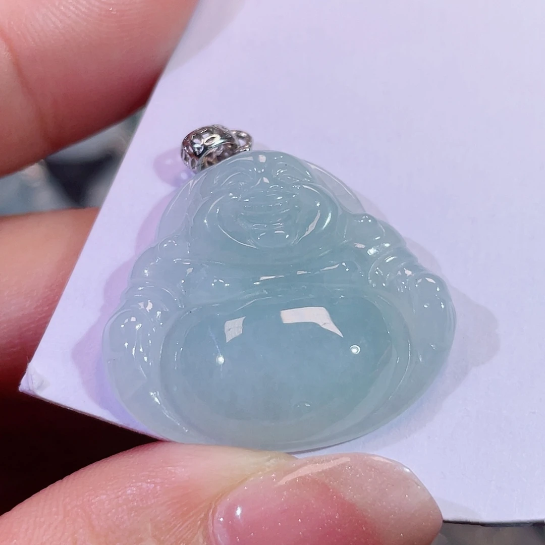 翡翠未镶嵌颈饰佛公