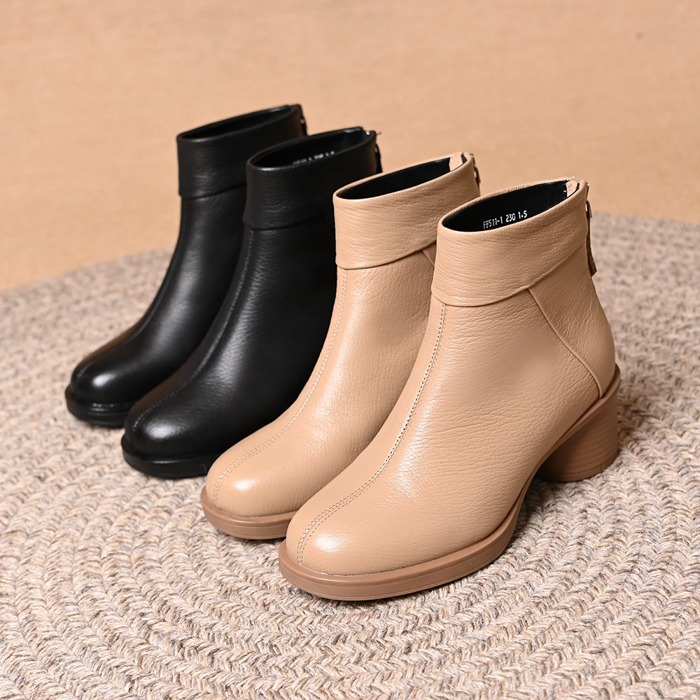 圆头粗跟后拉链短靴女2025秋冬新款百搭英伦风复古中跟短筒马丁靴