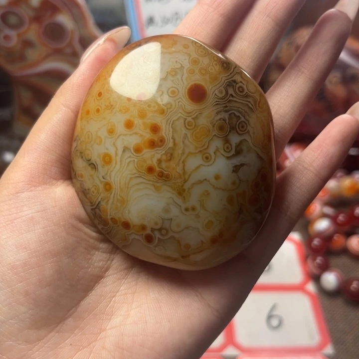 雾***景未镶嵌玛瑙/玉髓珠宝奇石