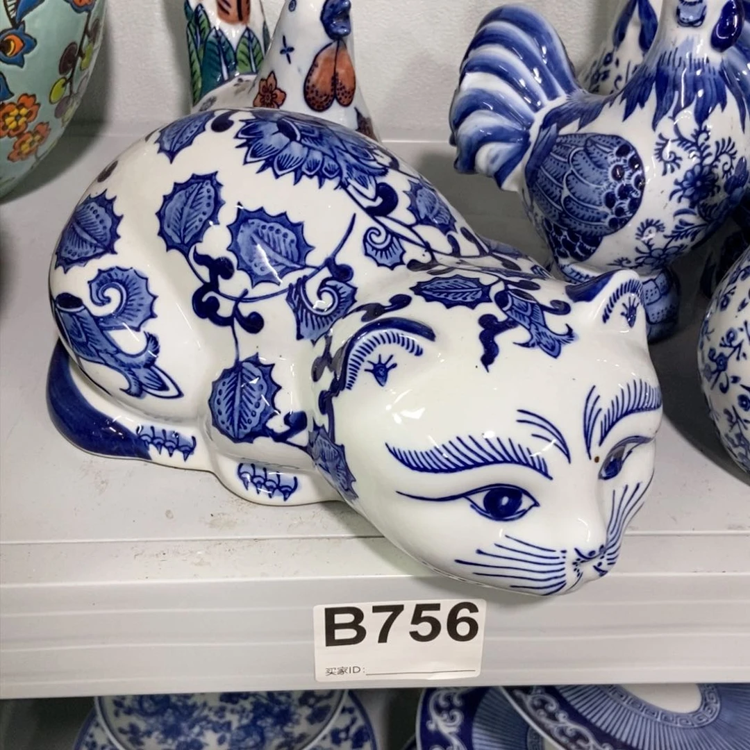 摆件花瓶手绘釉下彩