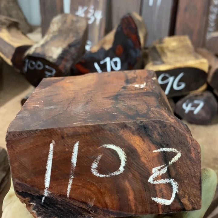 大红酸枝木料100100