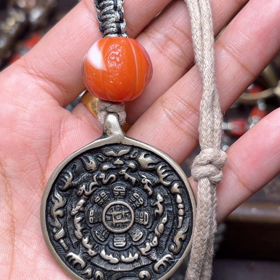 铜星月菩提吊坠项链