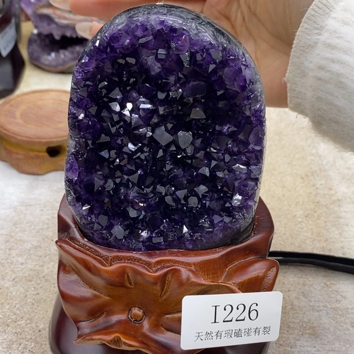 水晶大型摆件（非配饰）未镶嵌