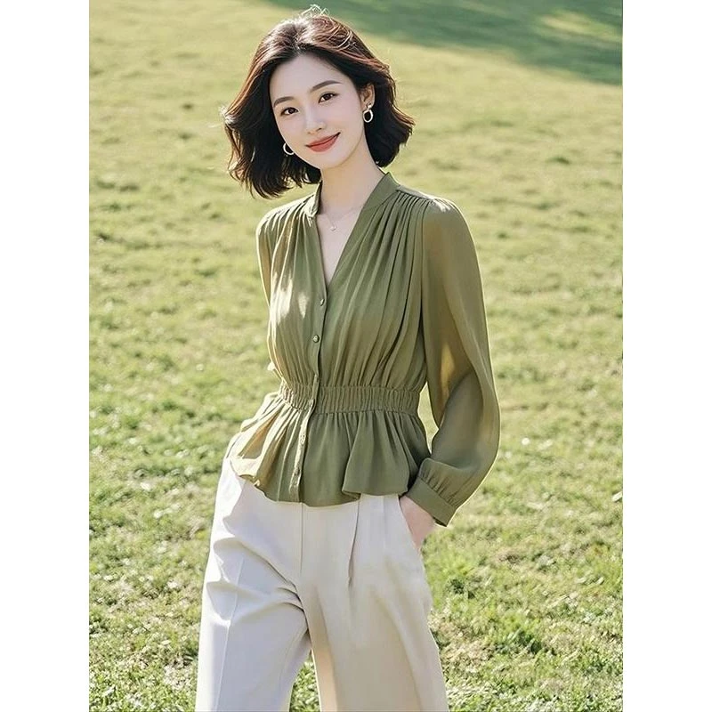 2025夏季韩式新款通勤风收腰小众绿色车衫女休闲百搭时尚个性上衣