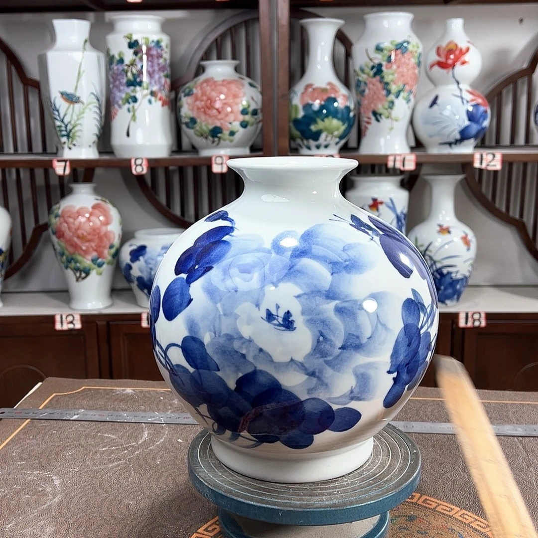 摆件景德镇陶瓷石青牡