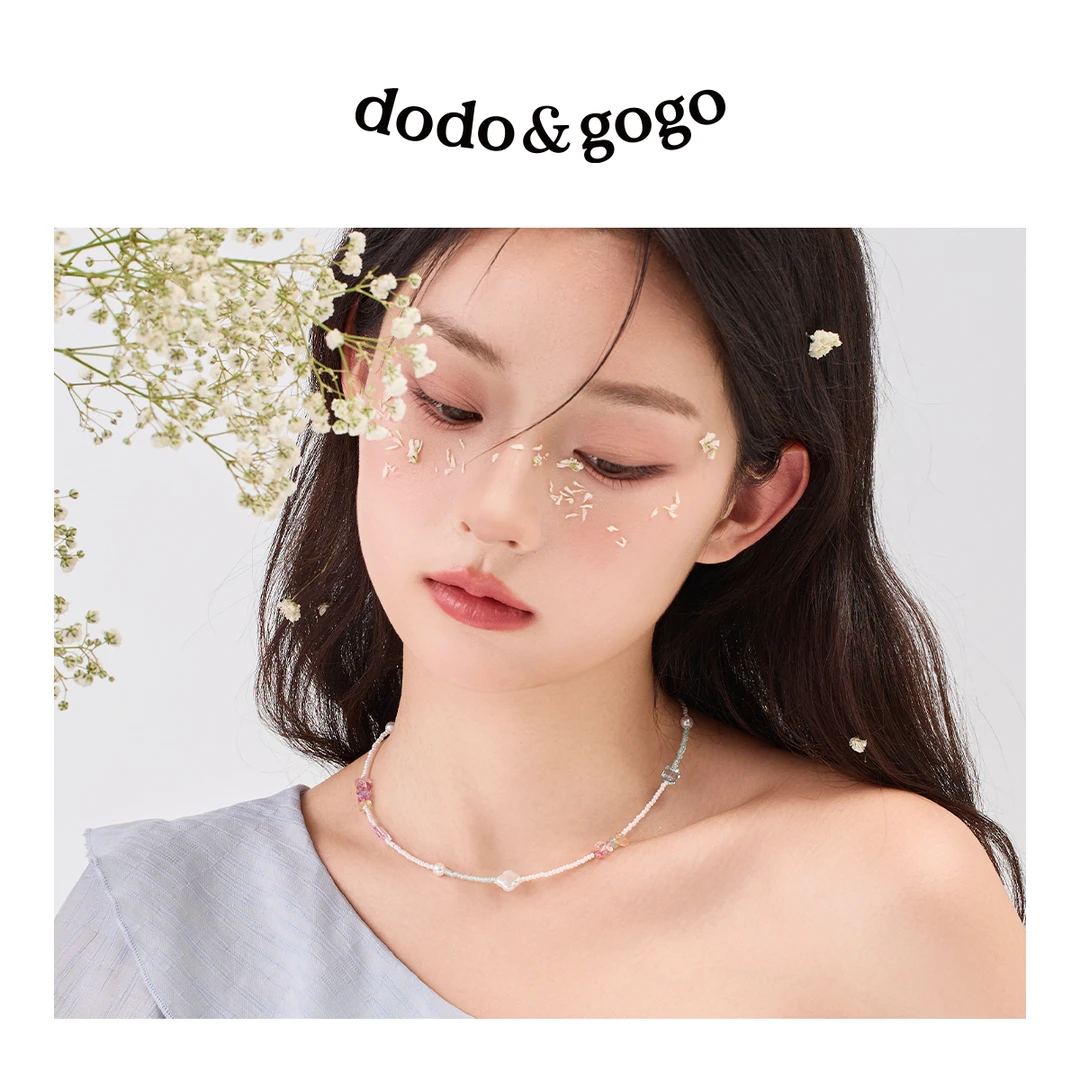 DODOGOGO 合金玻璃项链 小众ins韩系花朵珠珠轻奢新款项链