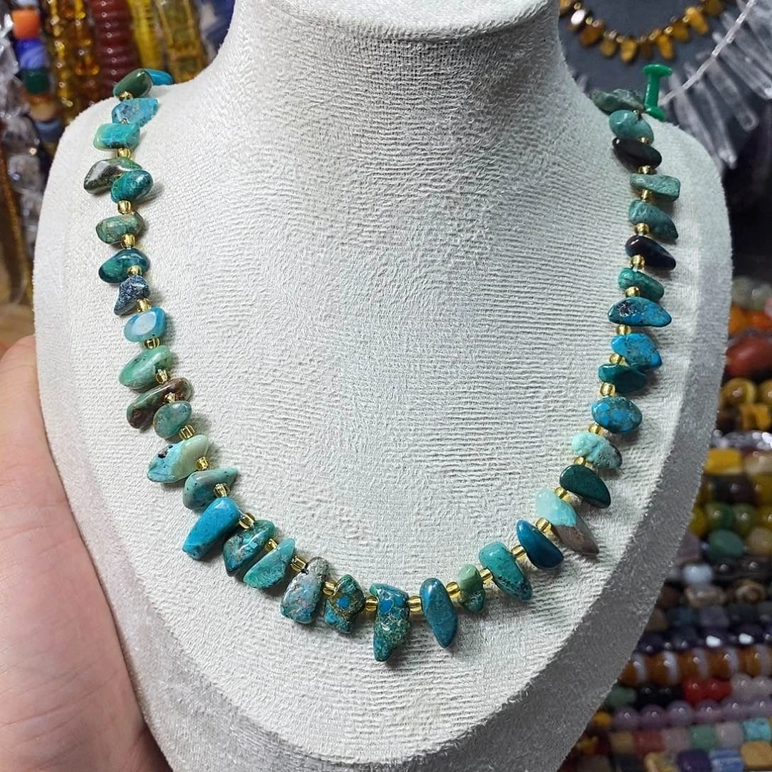 石英质玉未镶嵌，天然凤凰松长牙一条，