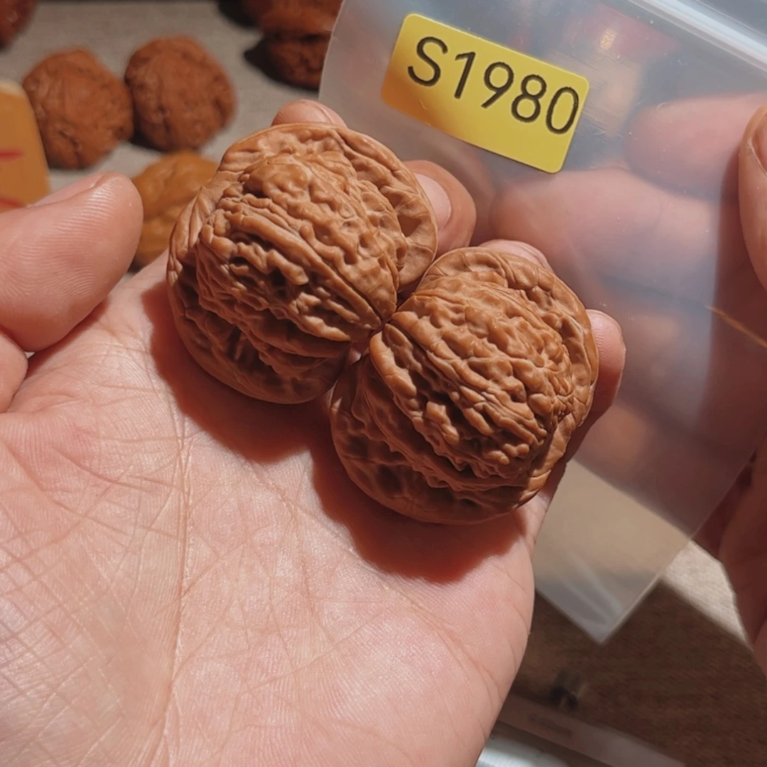 文玩核桃吊坠汉高楼