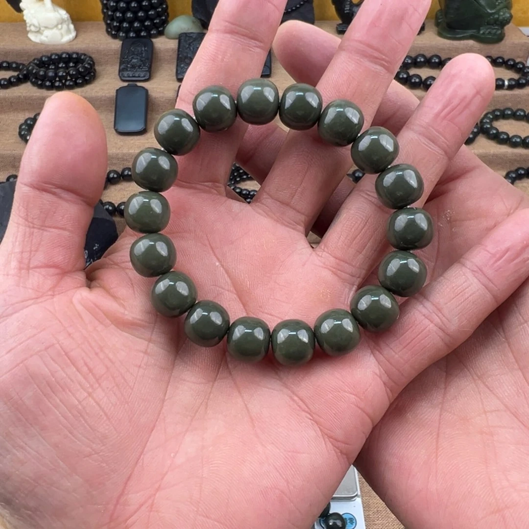 颈饰未镶嵌和田玉12老型手串沙枣青