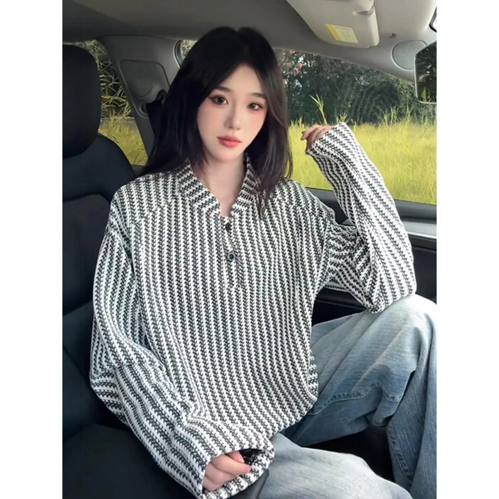 【运费险+秋季上新】早秋季鱼骨纹纽扣长袖t恤黑白拼色条纹打底衫潮
