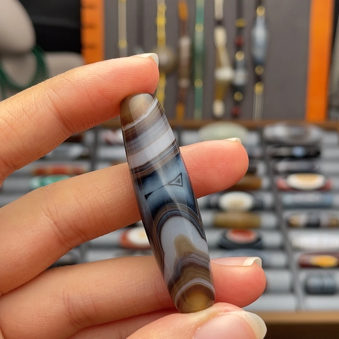 佰***忌玛瑙/玉髓合金珠宝半成品