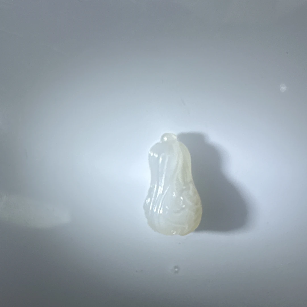 和田玉卡11-21mm白菜吊坠编号015