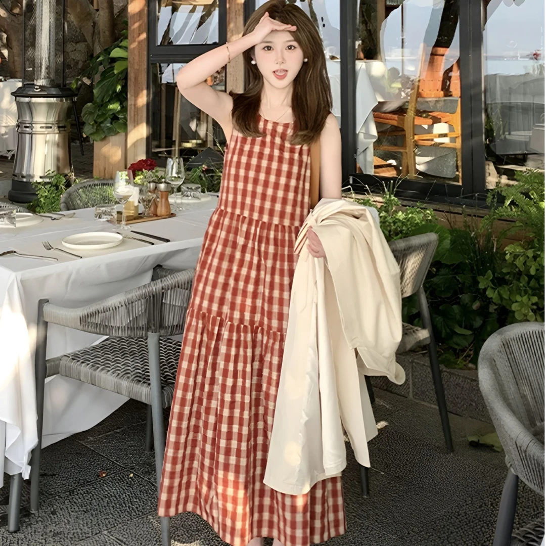 法式chic复古红色无袖连衣裙女夏季度假风超好看简约遮肉背心长裙
