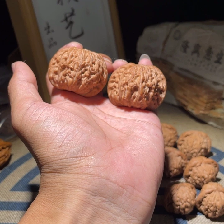 核桃把件西***妹磨盘42尺寸42g全品
