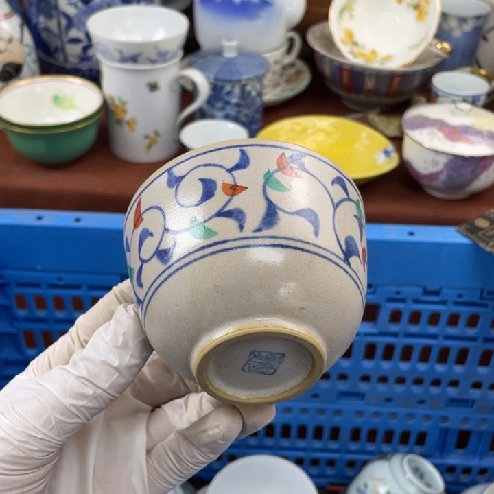 他家瓷器真美…开播了